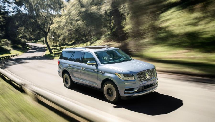  Lincoln Navigator Black Label 2017 года  (фото 31 из 52)